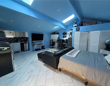 5300 Calhoun - Photo Thumbnail 12