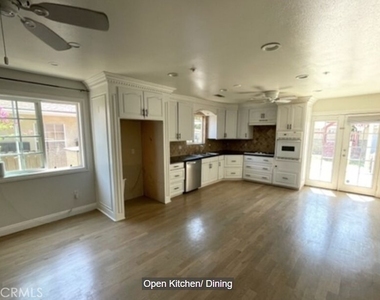 7021 Geyser Avenue - Photo Thumbnail 6