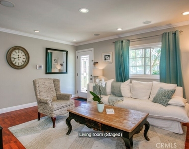 7021 Geyser Avenue - Photo Thumbnail 2