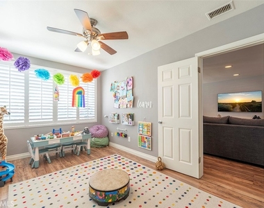 18417 Glenburn Avenue - Photo Thumbnail 14