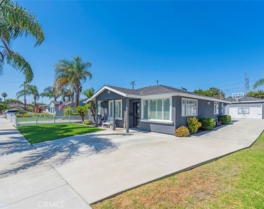 18417 Glenburn Avenue - Photo Thumbnail 36