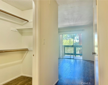 1441 Brett Place - Photo Thumbnail 11