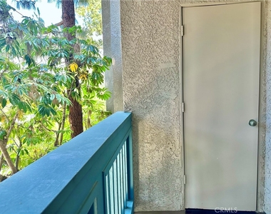 1441 Brett Place - Photo Thumbnail 21