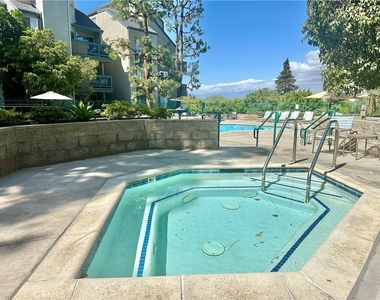 1441 Brett Place - Photo Thumbnail 29
