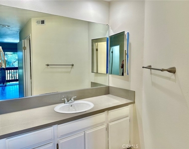 1441 Brett Place - Photo Thumbnail 25