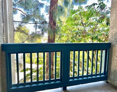 1441 Brett Place - Photo Thumbnail 20