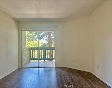 1441 Brett Place - Photo Thumbnail 10