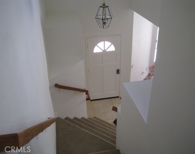 2577 Plaza Del Amo - Photo Thumbnail 8