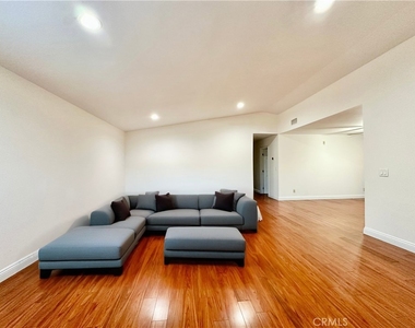 18113 Elaine Avenue - Photo Thumbnail 3