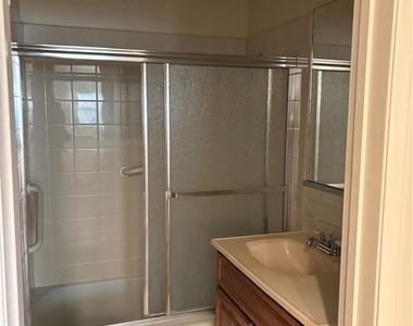 15559 Cornuta Avenue - Photo Thumbnail 4