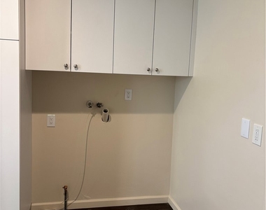 15559 Cornuta Avenue - Photo Thumbnail 5