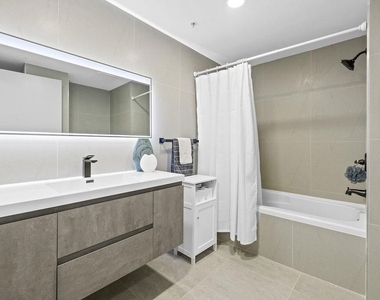 3141 Michelson Drive - Photo Thumbnail 5