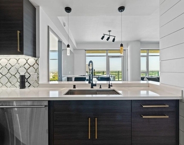 3141 Michelson Drive - Photo Thumbnail 10