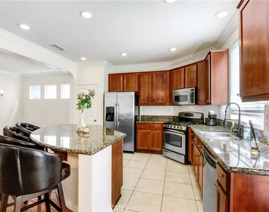 33561 Cedar Creek - Photo Thumbnail 4