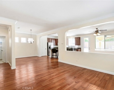 33561 Cedar Creek - Photo Thumbnail 2