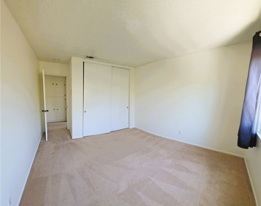 4442 E Addington Drive - Photo Thumbnail 10