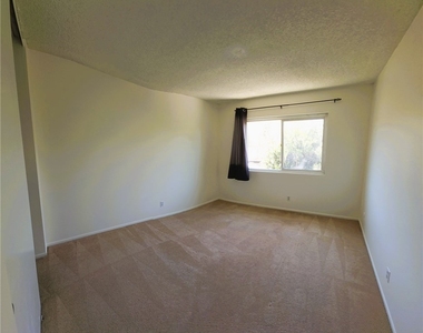 4442 E Addington Drive - Photo Thumbnail 9