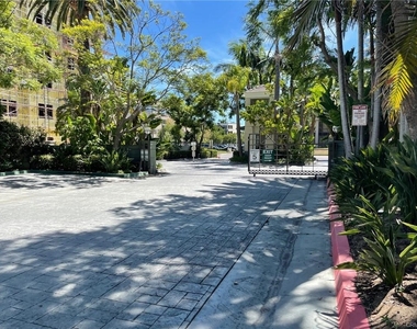 2233 Martin - Photo Thumbnail 2
