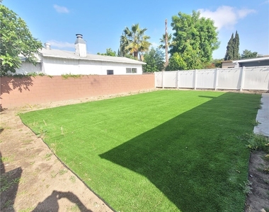 5651 Radford Avenue - Photo Thumbnail 38
