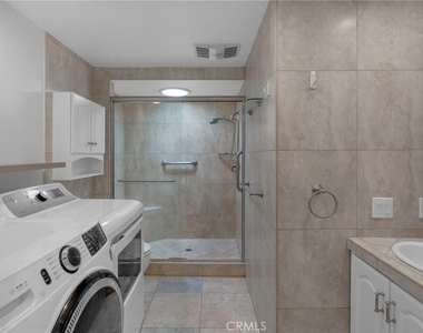 479 Calle Cadiz - Photo Thumbnail 13