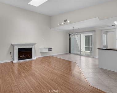 479 Calle Cadiz - Photo Thumbnail 10