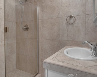 479 Calle Cadiz - Photo Thumbnail 18