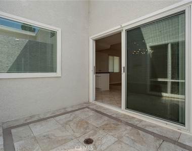 479 Calle Cadiz - Photo Thumbnail 20