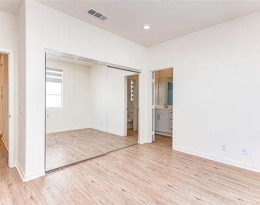 14022 Bay Street - Photo Thumbnail 26