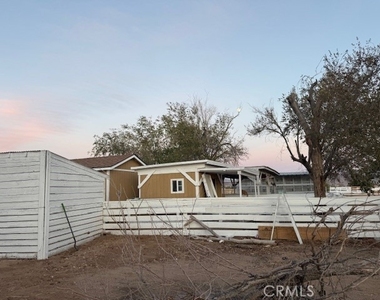 16100 Navajo Road - Photo Thumbnail 24