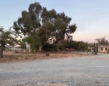16100 Navajo Road - Photo Thumbnail 16