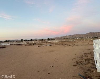 16100 Navajo Road - Photo Thumbnail 6