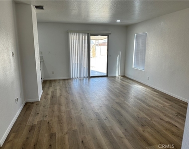 17785 Carson Circle - Photo Thumbnail 2