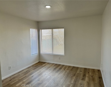 17785 Carson Circle - Photo Thumbnail 5