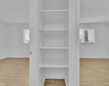 3864 35th Street - Photo Thumbnail 10