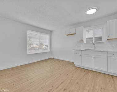 3864 35th Street - Photo Thumbnail 3