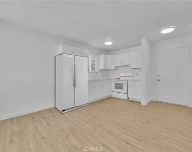 3864 35th Street - Photo Thumbnail 6