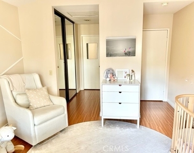 416 Deerfield - Photo Thumbnail 3