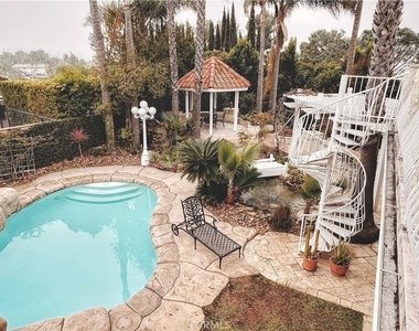 289 S Owens Drive - Photo Thumbnail 22