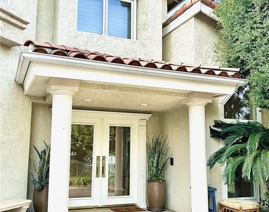 289 S Owens Drive - Photo Thumbnail 1
