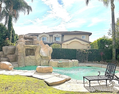 289 S Owens Drive - Photo Thumbnail 24