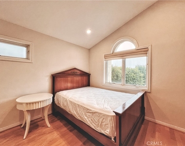 289 S Owens Drive - Photo Thumbnail 15