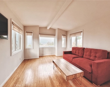 289 S Owens Drive - Photo Thumbnail 16