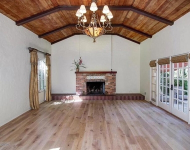 1064 Linda Vista Avenue - Photo Thumbnail 1