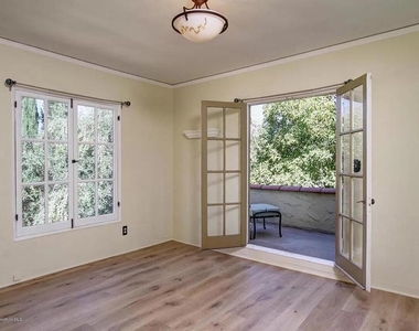 1064 Linda Vista Avenue - Photo Thumbnail 16