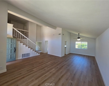8831 Sailport Drive - Photo Thumbnail 6