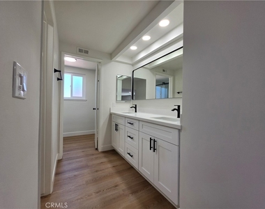 8831 Sailport Drive - Photo Thumbnail 36