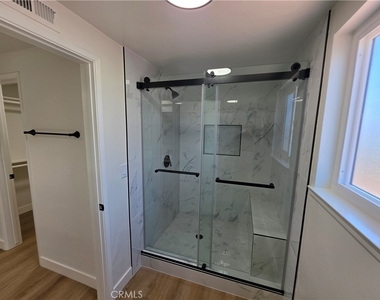8831 Sailport Drive - Photo Thumbnail 39