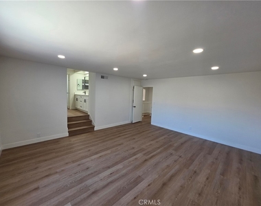 8831 Sailport Drive - Photo Thumbnail 33