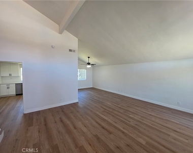 8831 Sailport Drive - Photo Thumbnail 4