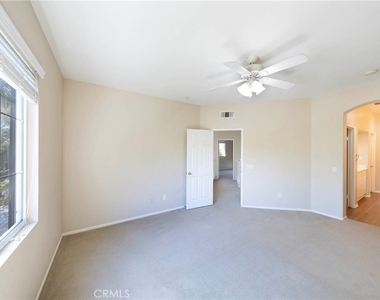 907 Somerville - Photo Thumbnail 14